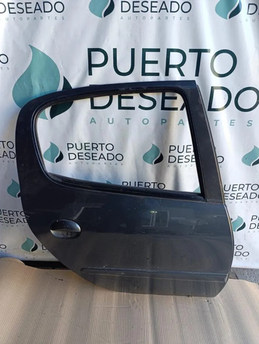 Puerta trasera derecha — foto 1