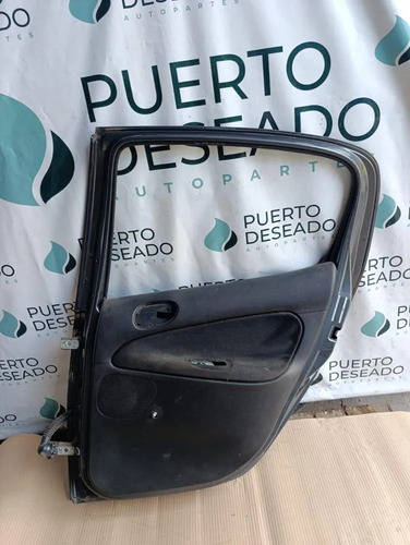 Puerta trasera derecha — foto 4