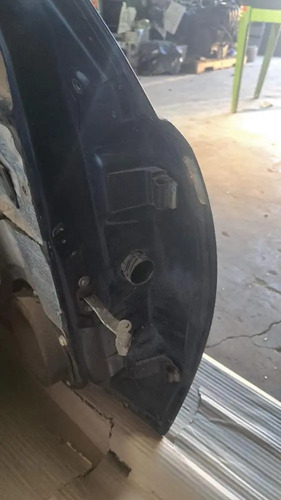 Puerta delantera izquierda — foto 3