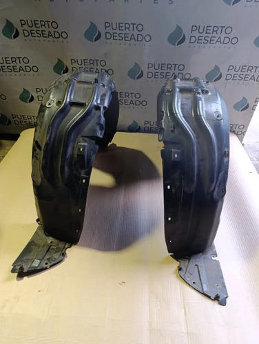 Guardaplast trasero derecho — foto 1