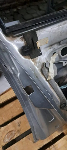 Puerta delantera izquierda — foto 2