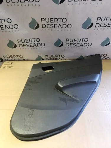 Tapizado de puerta trasera derecha — foto 1