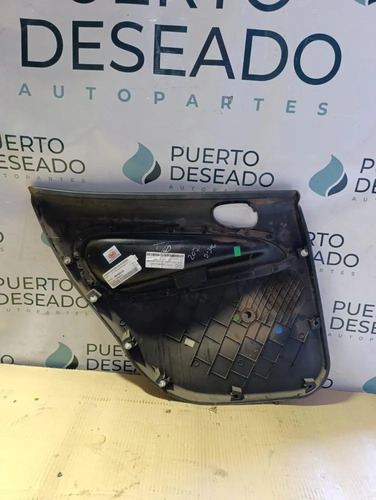 Tapizado de puerta trasera derecha — foto 2