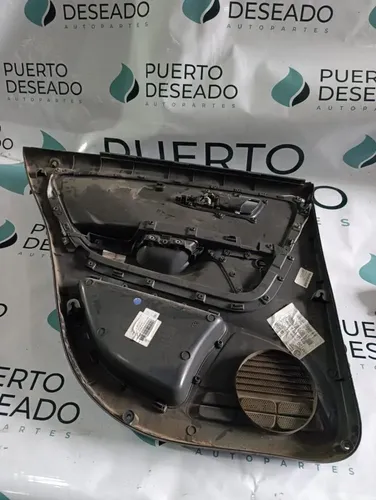 Tapizado de puerta trasera derecha — foto 3