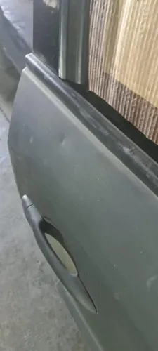 Puerta delantera izquierda — foto 3