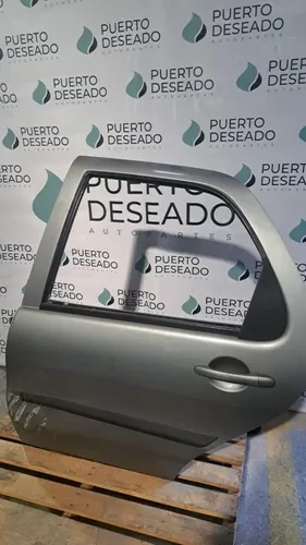 Puerta trasera izquierda — foto 2