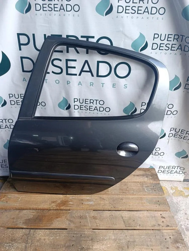 Puerta trasera izquierda — foto 1