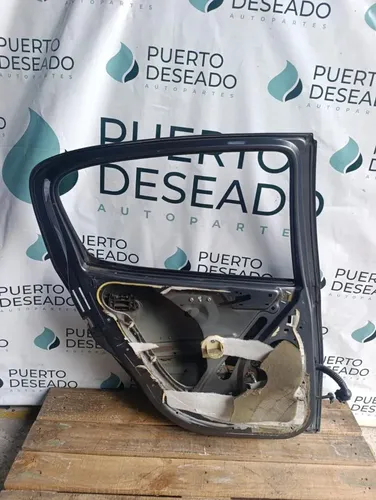 Puerta trasera izquierda — foto 2