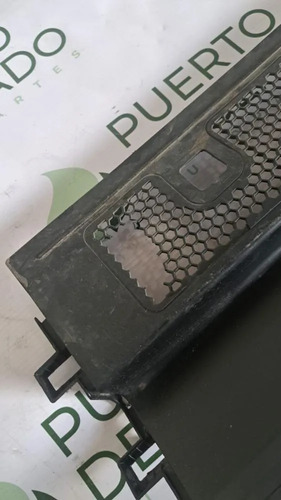 Rejilla bajo parabrisas — foto 2