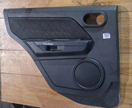 Tapizado de puerta trasera izquierda — foto 1