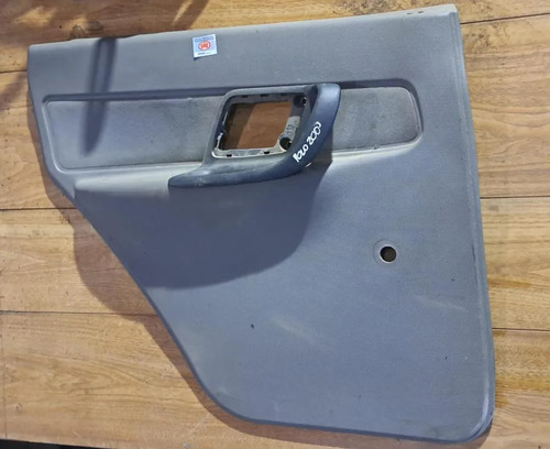 Tapizado de puerta trasera izquierda — foto 1