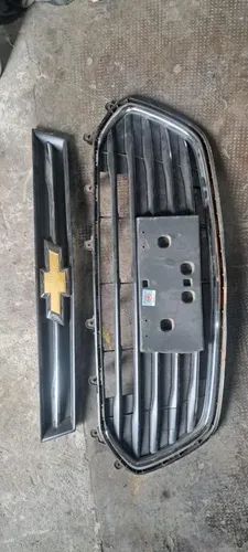 Grilla delantera — foto 3