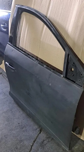 Puerta delantera derecha — foto 2