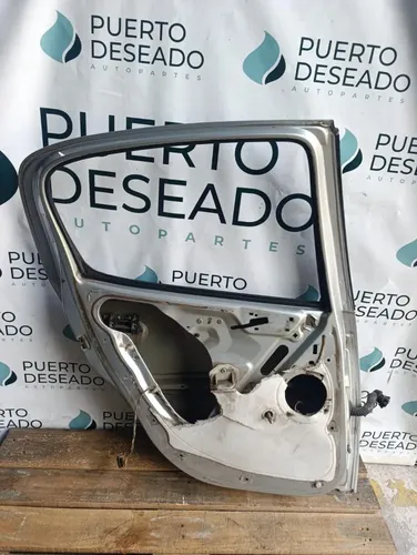 Puerta trasera izquierda — foto 2