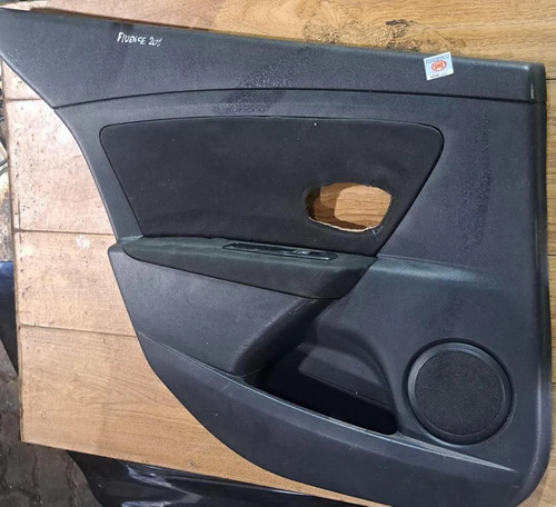Tapizado de puerta trasera izquierda — foto 1