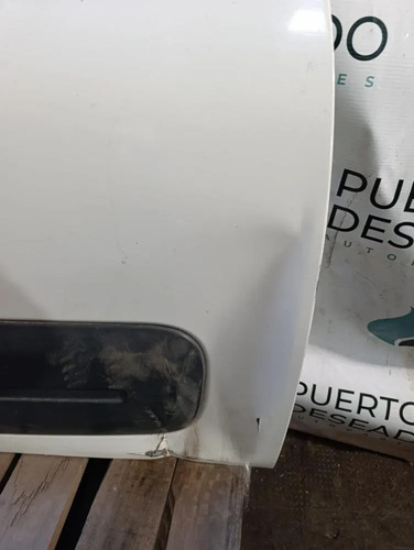 Puerta delantera derecha — foto 2