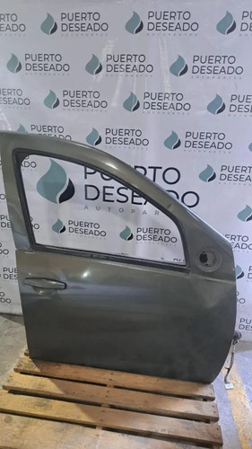 Puerta delantera derecha — foto 3