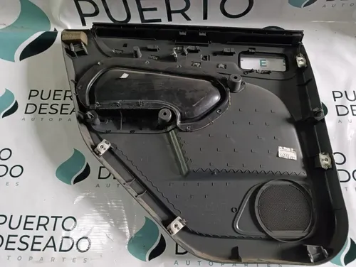 Tapizado de puerta trasera derecha — foto 2