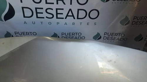 Capot — foto 2