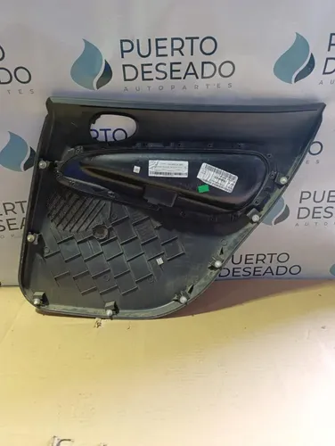 Tapizado de puerta trasera izquierda — foto 2